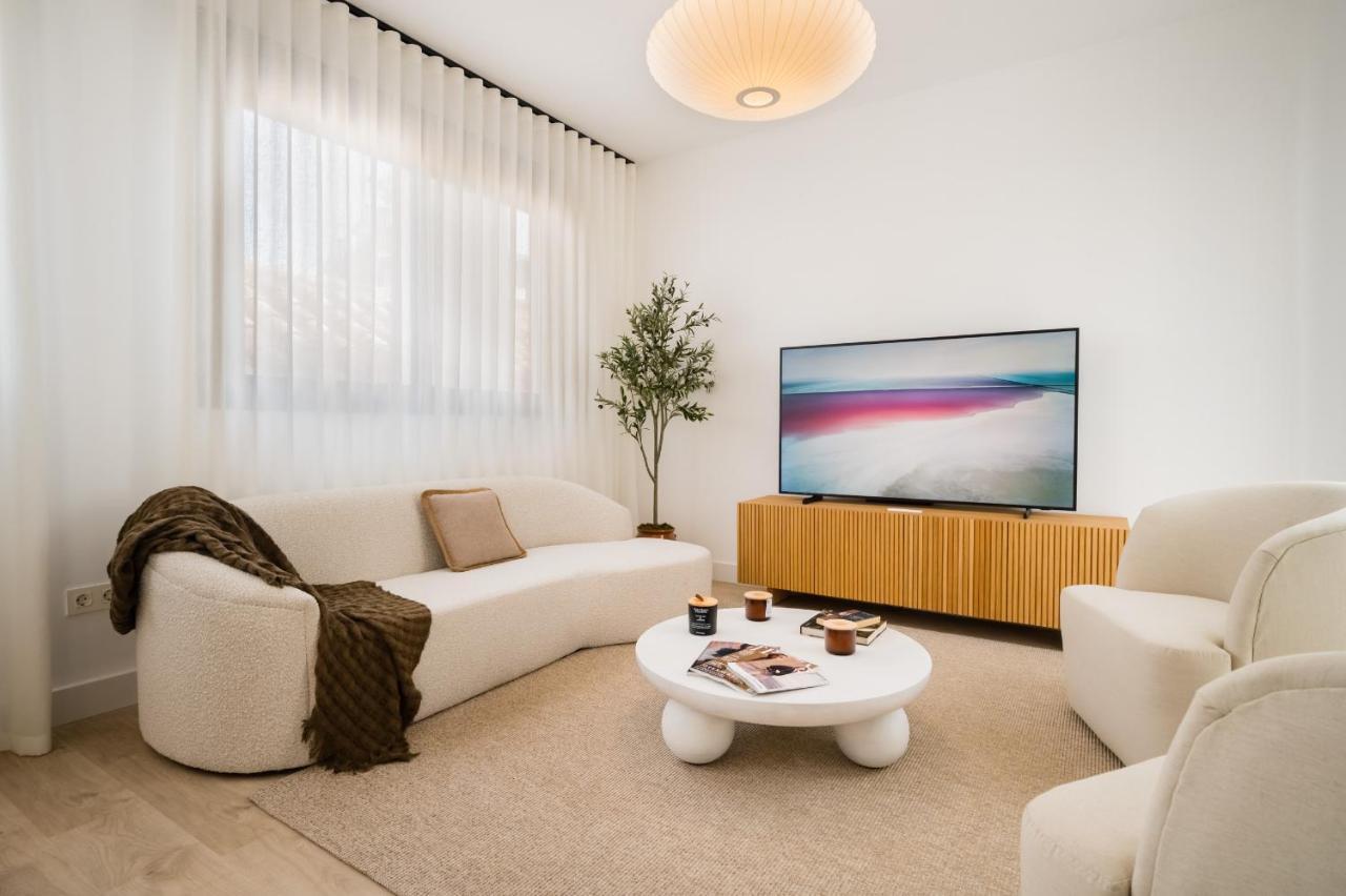 세비야 Stylish Designer Duplex-3Beds 2Baths-Puerta Carmona Centro 아파트 외부 사진